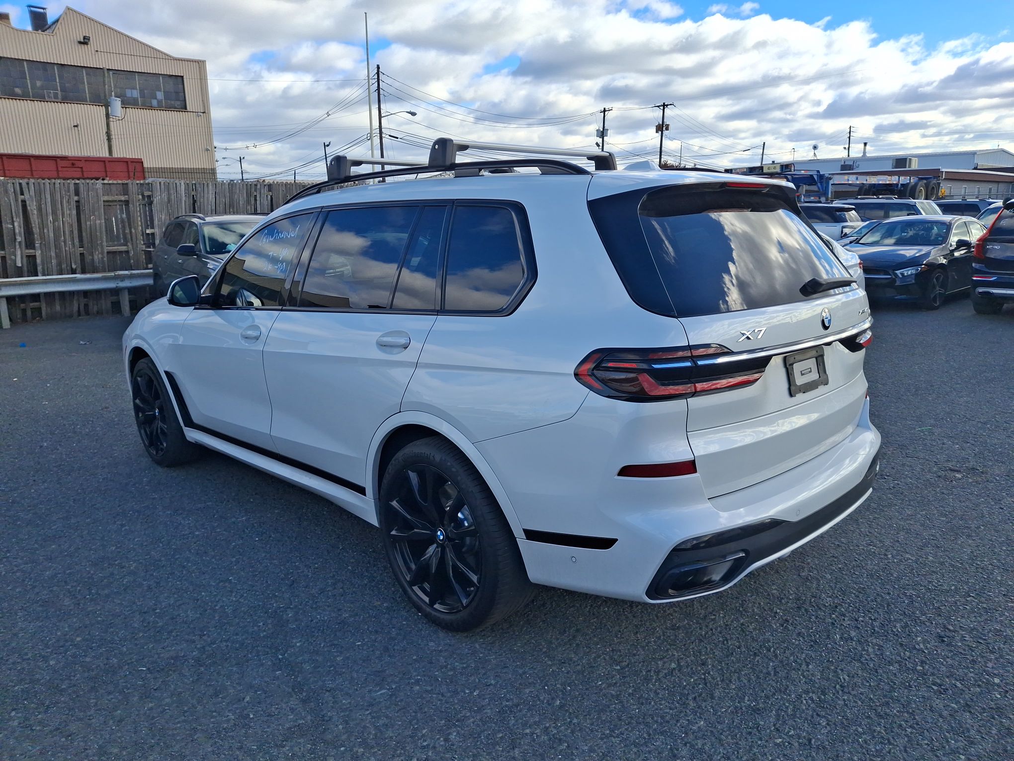 BMW X7